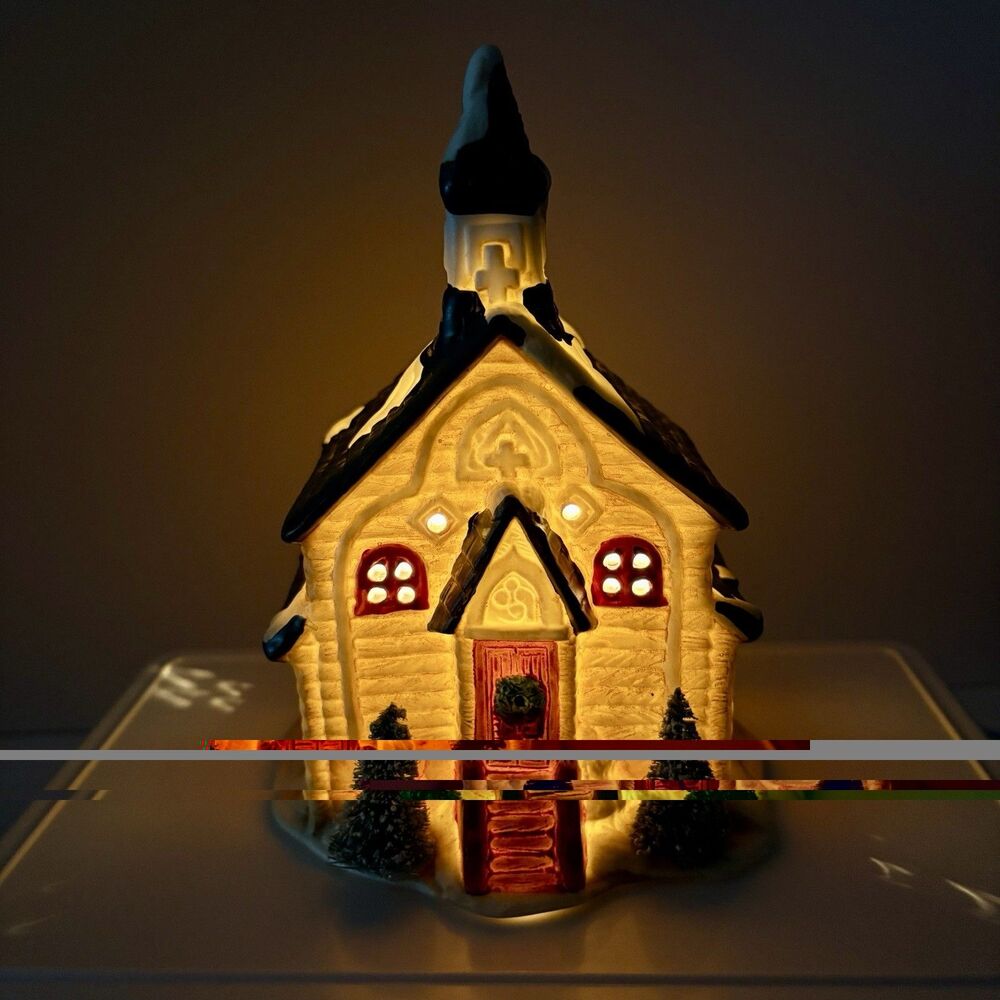 1990 Christmas Valley Lighted Porcelain Country Church Building